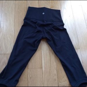 Lululemon Cropped and high waisted Wunder Under